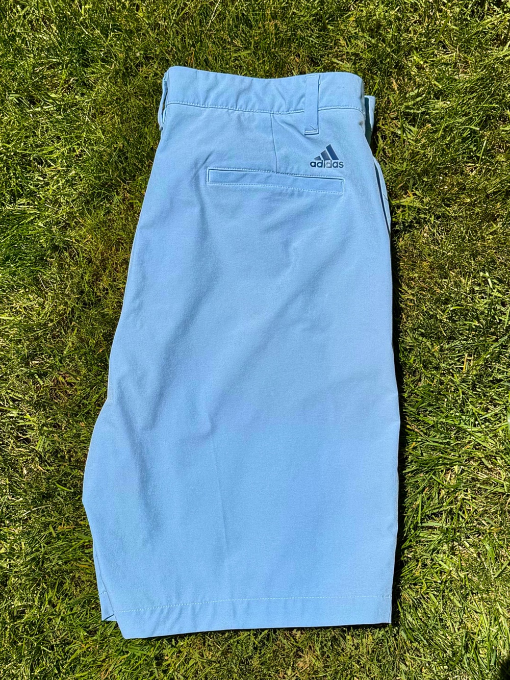 Stunning blue  *ADIDAS Golf* moisture wicking men’s casual golf ⛳️ shorts - 38 - Picture 2 of 3